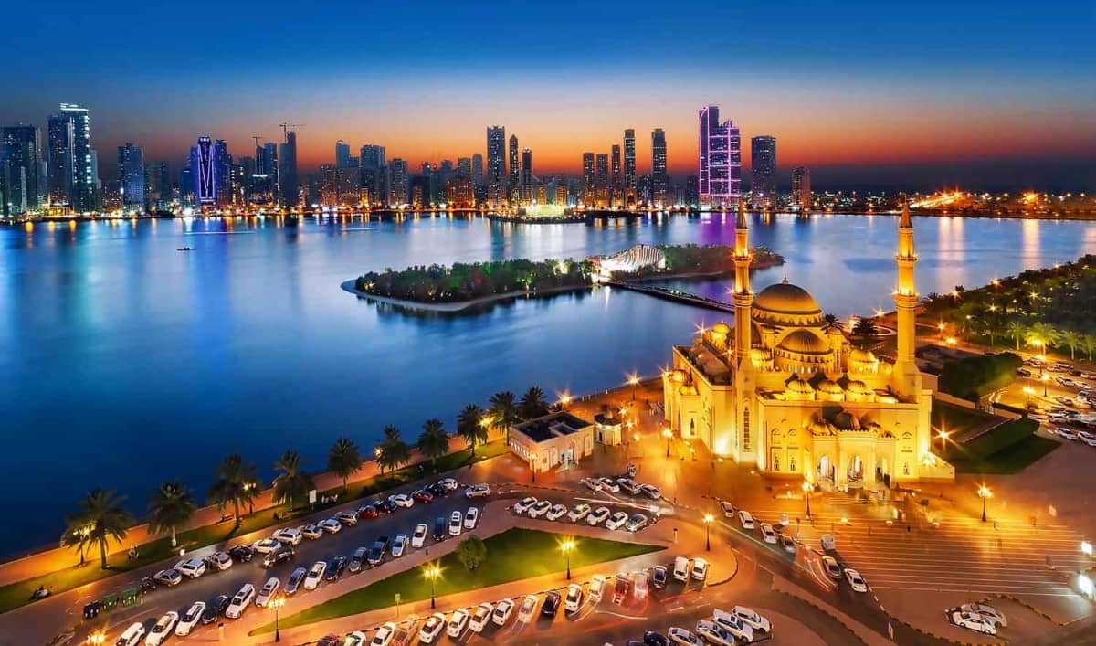 The city on the Sharjah embankment